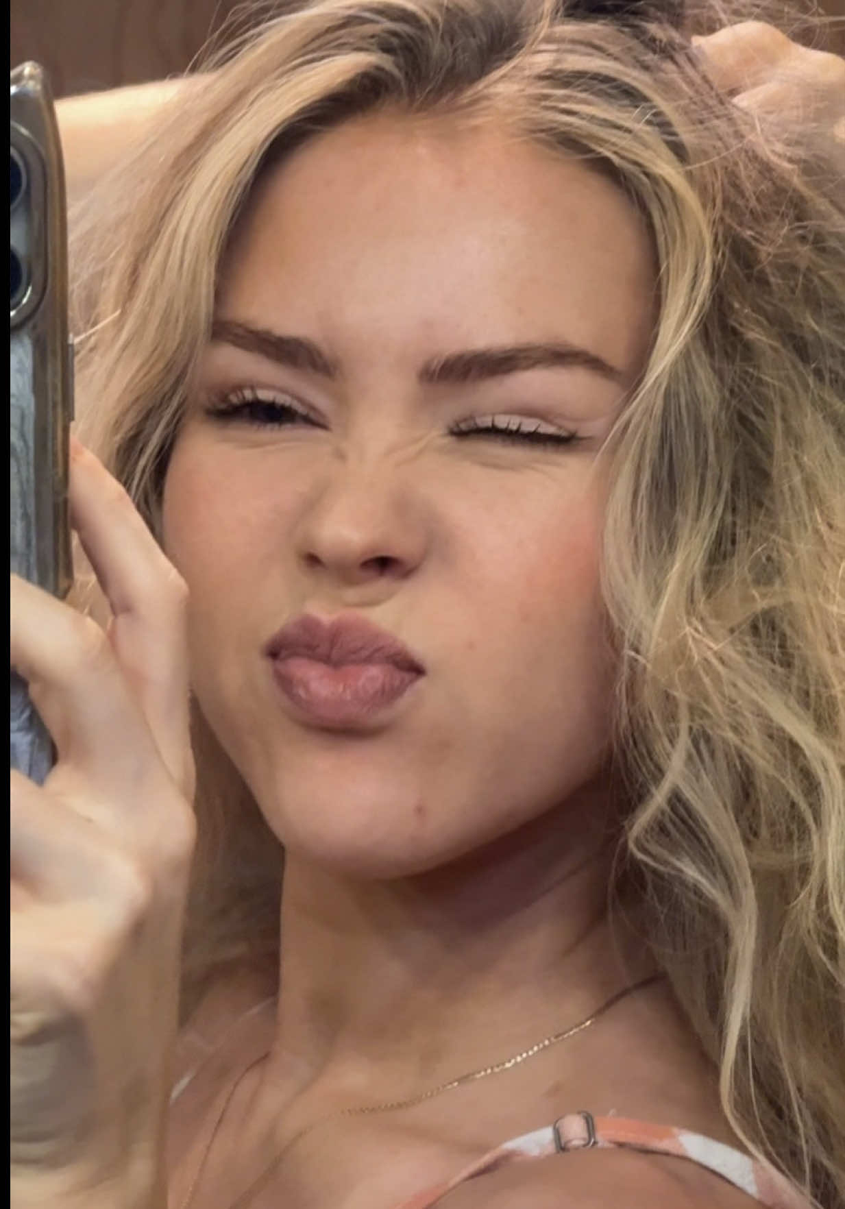 Bronde supremacy